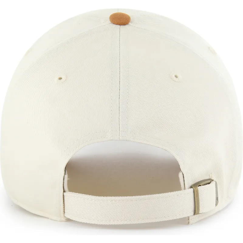 cappellino-curvo-beige-e-marrone-regolabile-clean-up-mini-script-suede-visor-di-boston-red-sox-mlb-di-47-brand