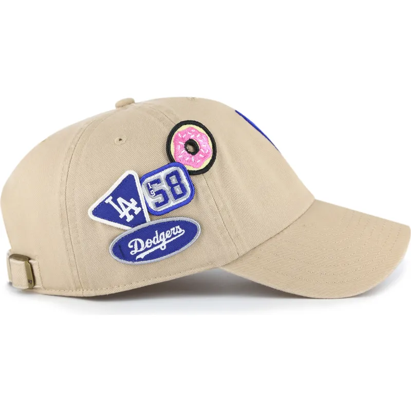 czapka-z-zakrzywionym-daszkiem-khaki-regulowana-clean-up-badges-los-angeles-dodgers-mlb-od-47-brand