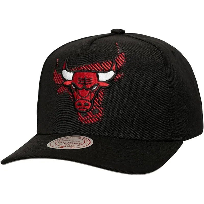gorra-curva-negra-snapback-tilted-pro-de-chicago-bulls-nba-de-mitchell-ness