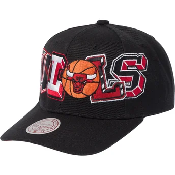 Czarna czapka z zakrzywionym daszkiem snapback Hyper Type Pro Chicago Bulls NBA od Mitchell & Ness