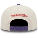 violette-und-beige-across-the-board-flat-cap-snapback-der-toronto-raptors-nba-von-mitchell-ness