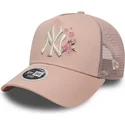 casquette-trucker-rose-pour-femme-9forty-a-frame-floral-new-york-yankees-mlb-new-era