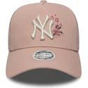 casquette-trucker-rose-pour-femme-9forty-a-frame-floral-new-york-yankees-mlb-new-era