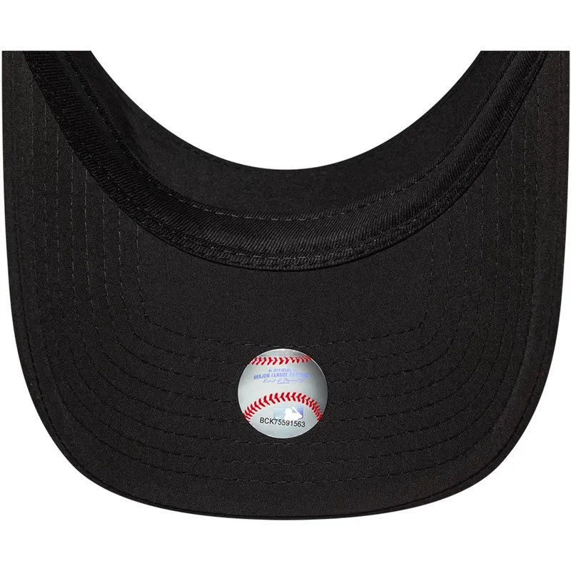 visera-curva-negra-ajustada-para-mujer-sport-de-new-york-yankees-mlb-de-new-era