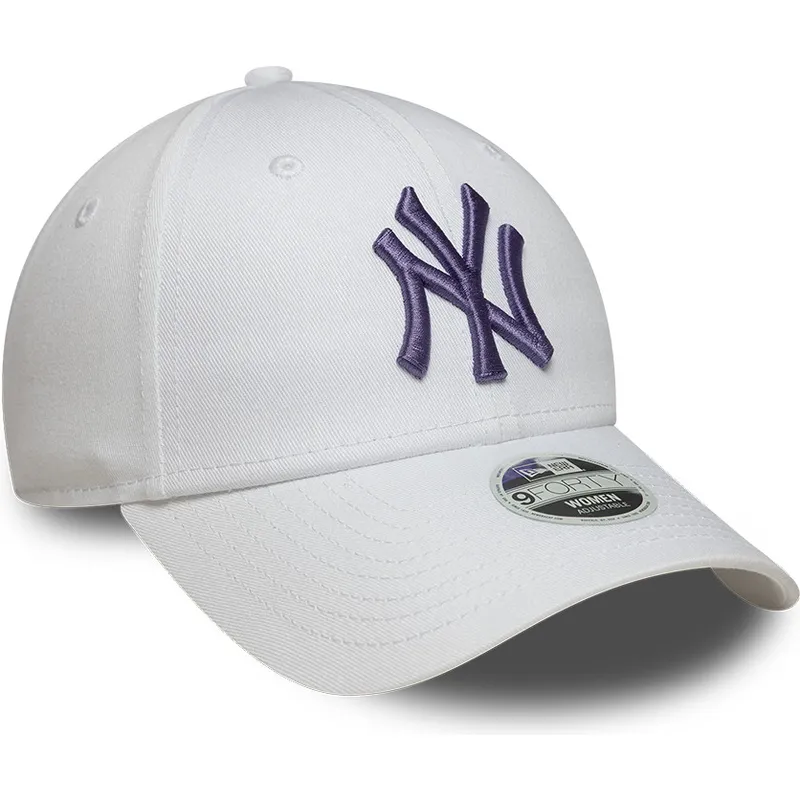 weisse-verstellbare-curved-cap-mit-violettem-logo-fur-damen-9forty-league-essential-der-new-york-yankees-mlb-von-new-era