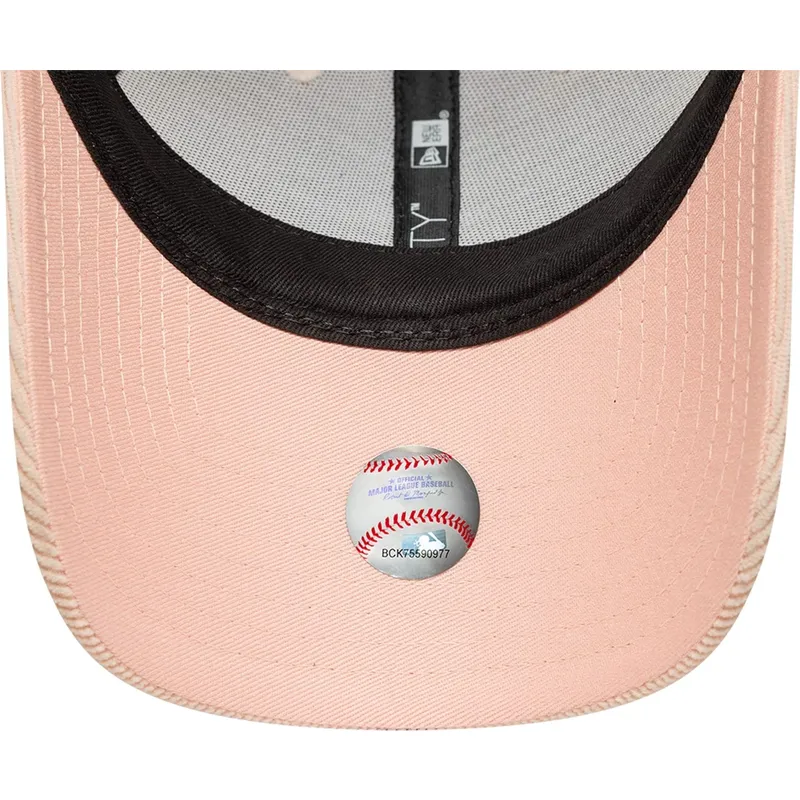 justerbar-rosa-bojd-keps-med-rosa-logotyp-for-dam-9forty-mini-cord-fran-los-angeles-dodgers-mlb-av-new-era