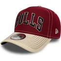 casquette-courbee-rouge-et-beige-snapback-e-frame-city-icon-chicago-bulls-nba-new-era