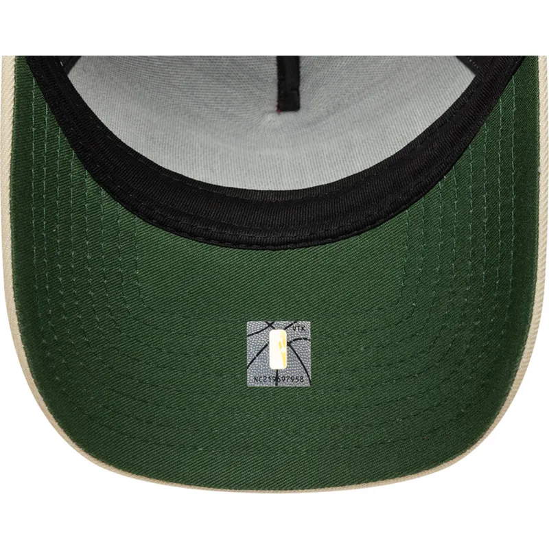 casquette-courbee-rouge-et-beige-snapback-e-frame-city-icon-chicago-bulls-nba-new-era