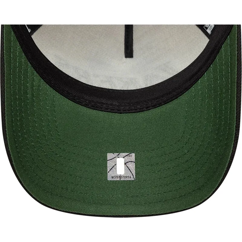 casquette-courbee-beige-et-noire-snapback-e-frame-city-icon-los-angeles-lakers-nba-new-era