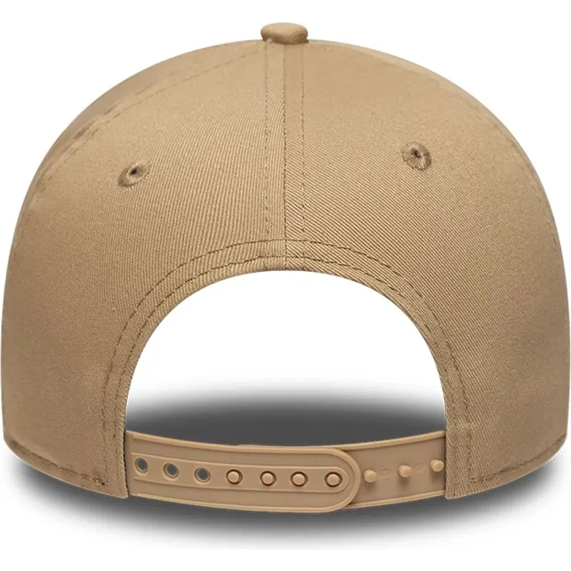 gorra-curva-marron-snapback-con-logo-negro-e-frame-league-essential-de-los-angeles-dodgers-mlb-de-new-era