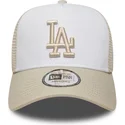 beige-und-weisse-trucker-kappe-mit-beigem-logo-a-frame-league-essential-der-los-angeles-dodgers-mlb-von-new-era