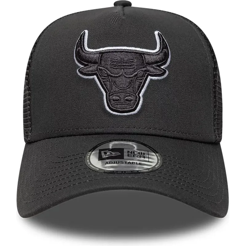 gorra-trucker-negra-con-logo-negro-a-frame-outline-de-chicago-bulls-nba-de-new-era