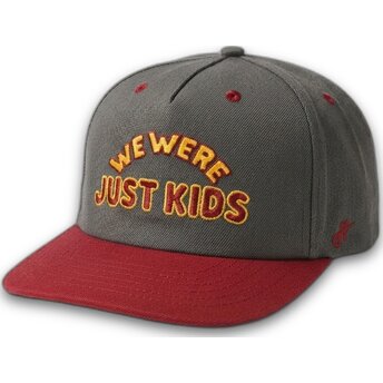 Grå och röd böjd keps snapback Just Kids The Retro från Homenage