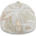 beige-gebogene-verstellbare-59forty-a-frame-leafy-palm-kappe-von-chicago-bulls-nba-von-new-era