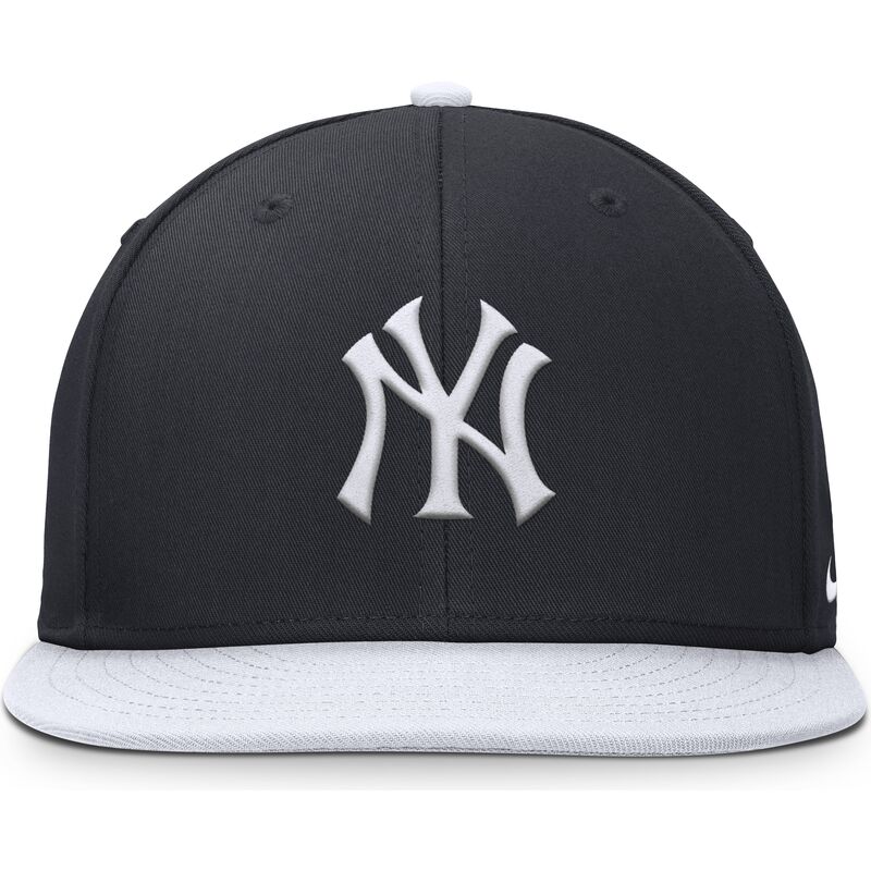 casquette-plate-bleue-marine-et-blanche-snapback-pour-enfant-dri-fit-pro-structured-square-bill-new-york-yankees-mlb-nike