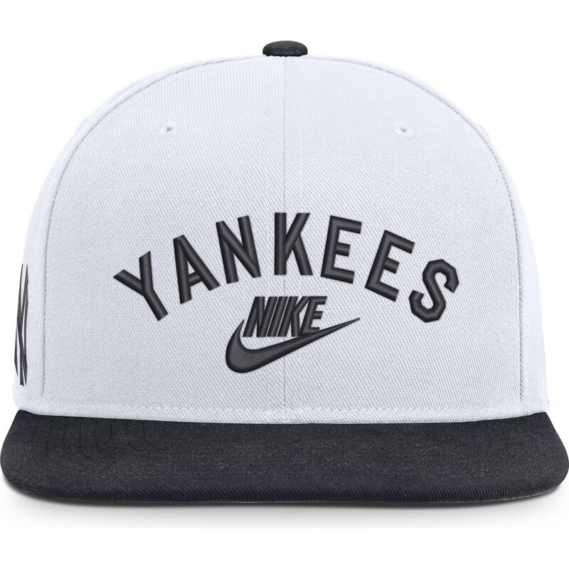 casquette-plate-blanche-et-bleue-marine-snapback-cooperstown-dri-fit-pro-structured-square-bill-nike casquette-plate-blanche-et-bleue-marine-snapback-cooperstown-dri-fit-pro-structured-square-bill-nike