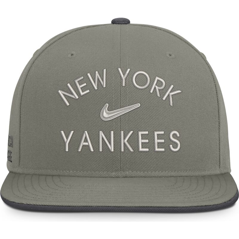 grune-flache-snapback-kappe-dri-fit-pro-structured-square-bill-der-new-york-yankees-mlb-von-nike grune-flache-snapback-kappe-dri-fit-pro-structured-square-bill-der-new-york-yankees-mlb-von-nike