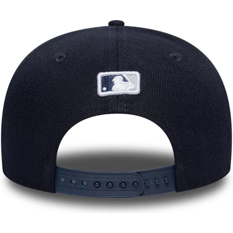 mutzen-gebogen-marineblau-snapback-9seventy-stretch-snap-player-replica-der-new-york-yankees-mlb-von-new-era