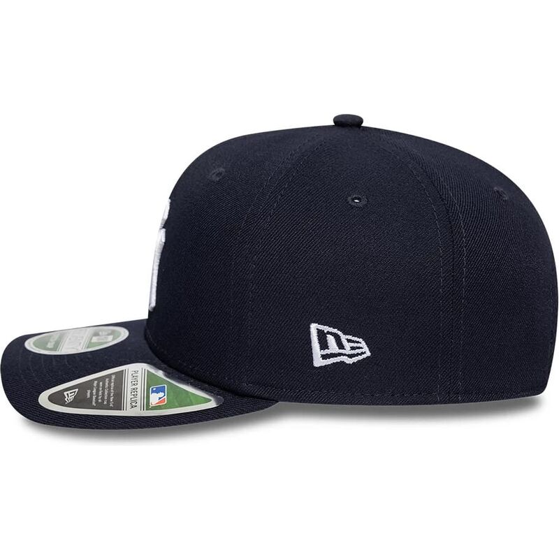 mutzen-gebogen-marineblau-snapback-9seventy-stretch-snap-player-replica-der-new-york-yankees-mlb-von-new-era
