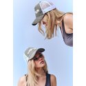 casquette-trucker-verte-et-blanche-embroidery-applique-cord-ed-hardy
