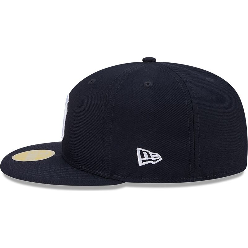 mutzen-flach-marineblau-angepasst-59fifty-hall-of-fame-der-new-york-yankees-mlb-von-new-era mutzen-flach-marineblau-angepasst-59fifty-hall-of-fame-der-new-york-yankees-mlb-von-new-era