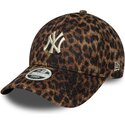 casquette-courbee-leopard-ajustable-pour-femme-9forty-lionpard-cosy-new-york-yankees-mlb-new-era