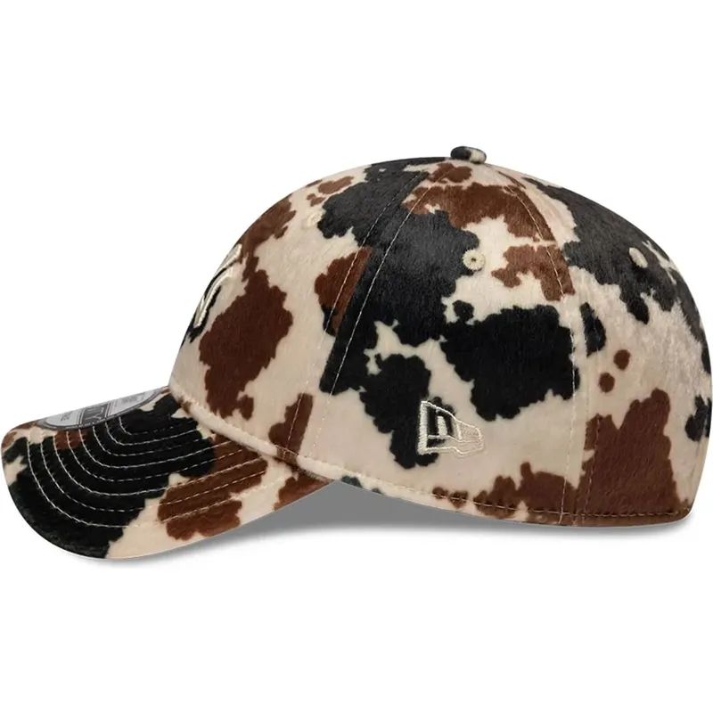 mutzen-gebogen-braun-verstellbares-band-9twenty-animal-print-der-new-york-yankees-mlb-von-new-era mutzen-gebogen-braun-verstellbares-band-9twenty-animal-print-der-new-york-yankees-mlb-von-new-era