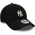 mutzen-gebogen-schwarz-snapback-9forty-winter-borg-der-new-york-yankees-mlb-von-new-era