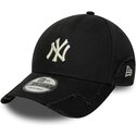 mutzen-gebogen-schwarz-verstellbares-band-9forty-stitched-der-new-york-yankees-mlb-von-new-era
