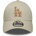 mutzen-gebogen-beige-verstellbares-band-9forty-faux-pony-infill-der-los-angeles-dodgers-mlb-von-new-era