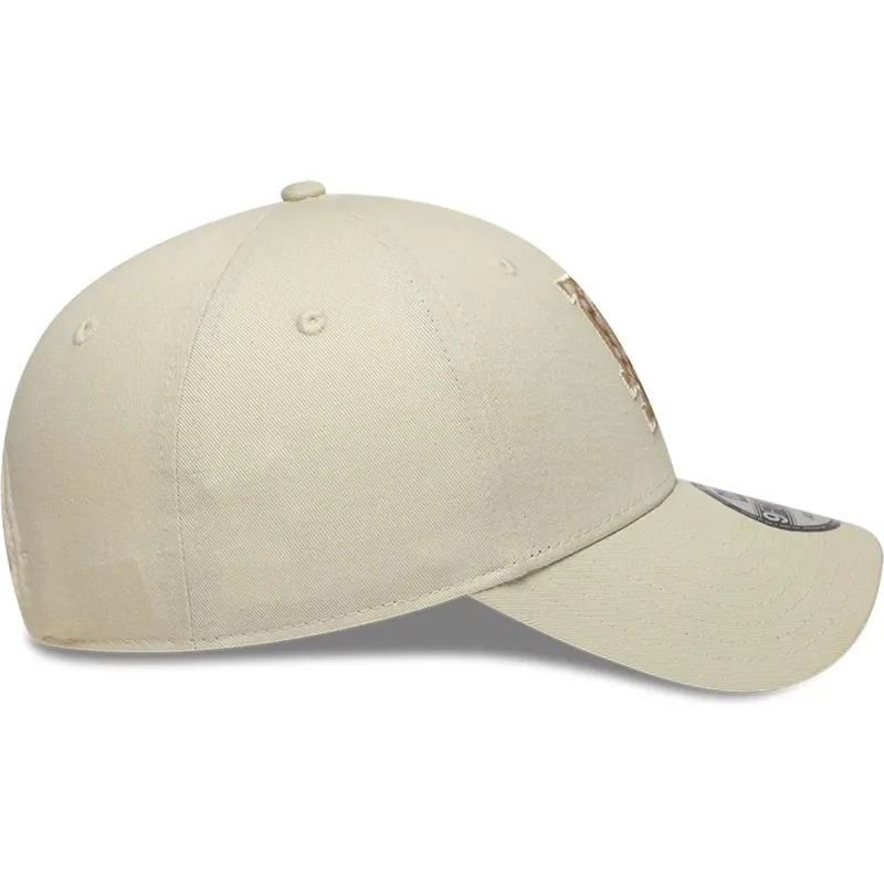 mutzen-gebogen-beige-verstellbares-band-9forty-faux-pony-infill-der-los-angeles-dodgers-mlb-von-new-era