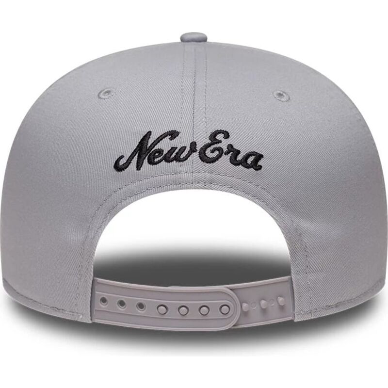 casquette-plate-grise-snapback-avec-logo-noir-9fifty-outdoor-icon-los-angeles-dodgers-mlb-new-era