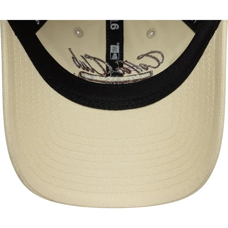 mutzen-gebogen-beige-verstellbares-band-9twenty-coffee-club-von-new-era