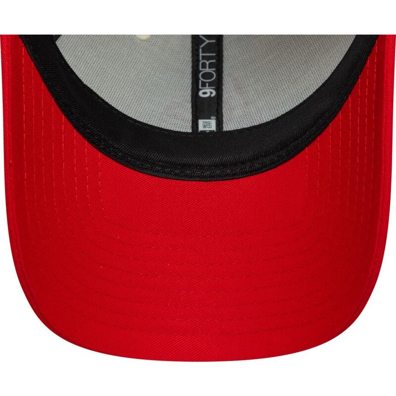 casquette-courbee-rouge-et-beige-ajustable-9forty-contrast-visor-vespa-piaggio-new-era casquette-courbee-rouge-et-beige-ajustable-9forty-contrast-visor-vespa-piaggio-new-era