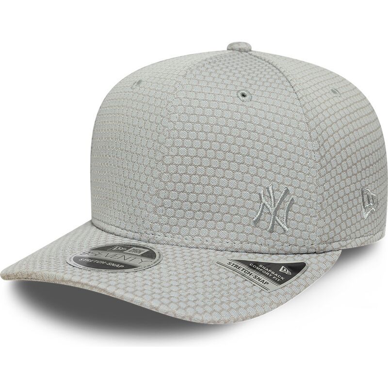 casquette-courbee-grise-snapback-avec-logo-grise-9seventy-stretch-snap-mesh-flawless-new-york-yankees-mlb-new-era casquette-courbee-grise-snapback-avec-logo-grise-9seventy-stretch-snap-mesh-flawless-new-york-yankees-mlb-new-era
