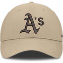 casquette-courbee-beige-ajustable-avec-logo-marron-structured-uv-poly-ripstop-oakland-athletics-mlb-nike