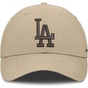 mutzen-gebogen-beige-verstellbares-band-club-structured-uv-poly-ripstop-der-los-angeles-dodgers-mlb-von-nike