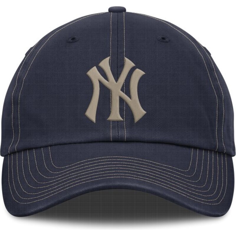 casquette-courbee-bleue-marine-ajustable-avec-logo-beige-fathers-day-club-unstructured-organic-cotton-new-york-yankees-mlb-nike casquette-courbee-bleue-marine-ajustable-avec-logo-beige-fathers-day-club-unstructured-organic-cotton-new-york-yankees-mlb-nike