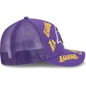mutzen-gebogen-violett-snapback-9forty-m-crown-a-frame-all-over-der-los-angeles-lakers-nba-von-new-era