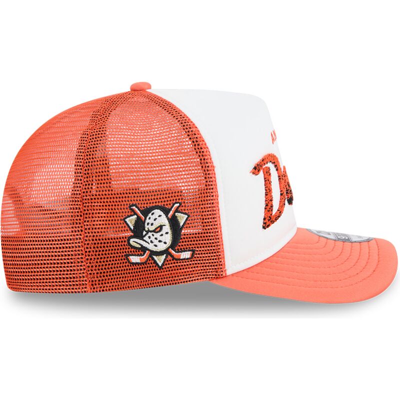 casquette-trucker-orange-et-blanche-9fifty-a-frame-na-lifestyle-f1-anaheim-ducks-nhl-new-era casquette-trucker-orange-et-blanche-9fifty-a-frame-na-lifestyle-f1-anaheim-ducks-nhl-new-era