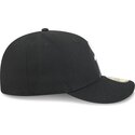 mutzen-gebogen-schwarz-angepasst-59fifty-pin-na-lifestyle-f1-der-chicago-white-sox-mlb-von-new-era