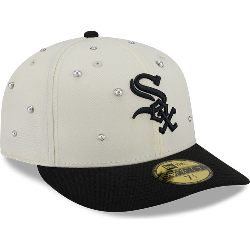 casquette-courbee-beige-et-noire-ajustee-59fifty-beads-na-lifestyle-f1-chicago-white-sox-mlb-new-era casquette-courbee-beige-et-noire-ajustee-59fifty-beads-na-lifestyle-f1-chicago-white-sox-mlb-new-era