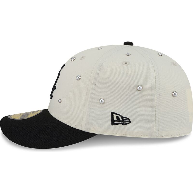 mutzen-gebogen-beige-angepasst-59fifty-beads-na-lifestyle-f1-der-chicago-white-sox-mlb-von-new-era mutzen-gebogen-beige-angepasst-59fifty-beads-na-lifestyle-f1-der-chicago-white-sox-mlb-von-new-era