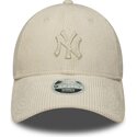 casquette-courbee-beige-ajustable-pour-femme-avec-logo-beige-9forty-cord-new-york-yankees-mlb-new-era