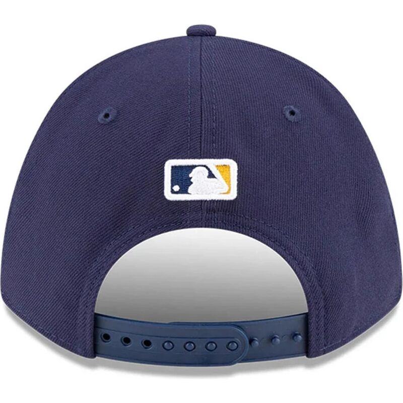 casquette-courbee-bleue-marine-snapback-9forty-m-crown-player-replica-milwaukee-brewers-mlb-new-era