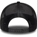 mutzen-gebogen-schwarz-snapback-a-frame-location-icon-der-pigs-eye-garage-von-new-era