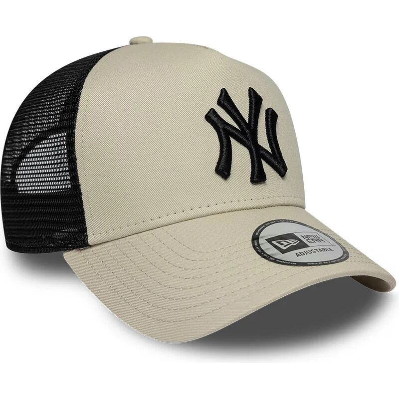 casquette-trucker-beige-et-noire-avec-logo-noir-a-frame-league-essential-new-york-yankees-mlb-new-era casquette-trucker-beige-et-noire-avec-logo-noir-a-frame-league-essential-new-york-yankees-mlb-new-era