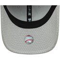 casquette-courbee-grise-ajustee-avec-logo-blanc-39thirty-stretch-mesh-new-york-yankees-mlb-new-era