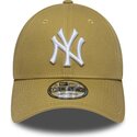 mutzen-gebogen-khaki-verstellbares-band-9forty-league-essential-der-new-york-yankees-mlb-von-new-era