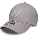 mutzen-gebogen-violett-verstellbares-band-fur-kinder-9forty-league-essential-der-new-york-yankees-mlb-von-new-era